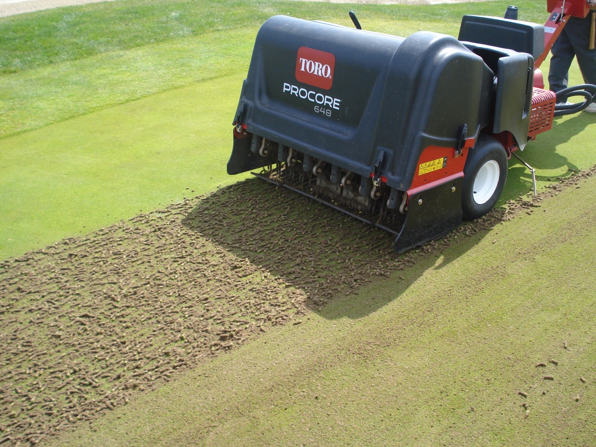 Micro aération des greens